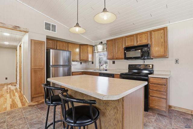 14930 W HILLS VIEW DR, Piedmont, SD 57769