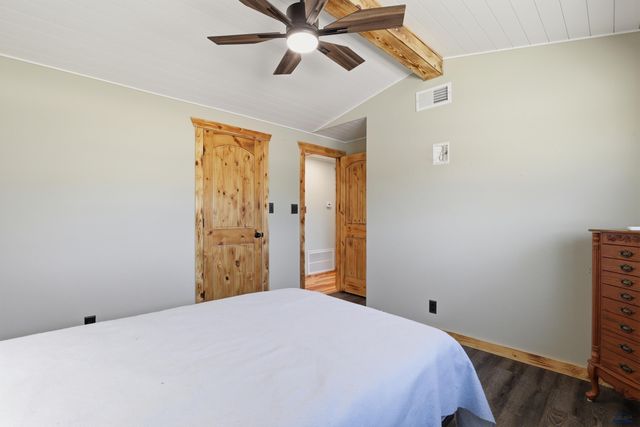 14930 W HILLS VIEW DR, Piedmont, SD 57769