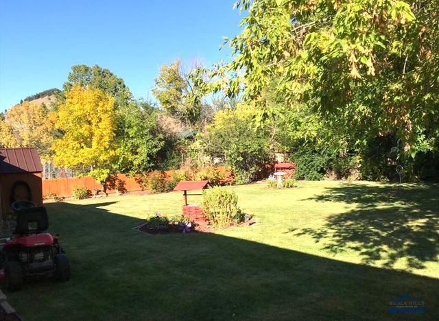 14930 W HILLS VIEW DR, Piedmont, SD 57769