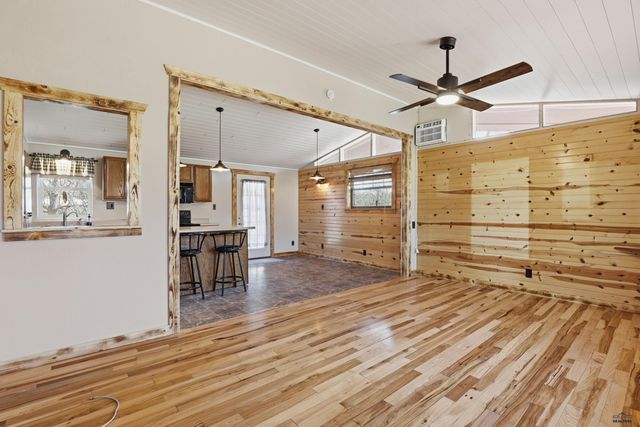 14930 W HILLS VIEW DR, Piedmont, SD 57769