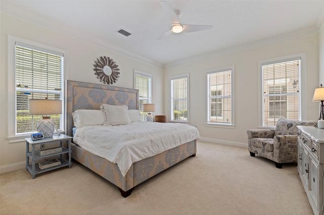 125 COMMONWEALTH COURT N, St Petersburg, FL 33716