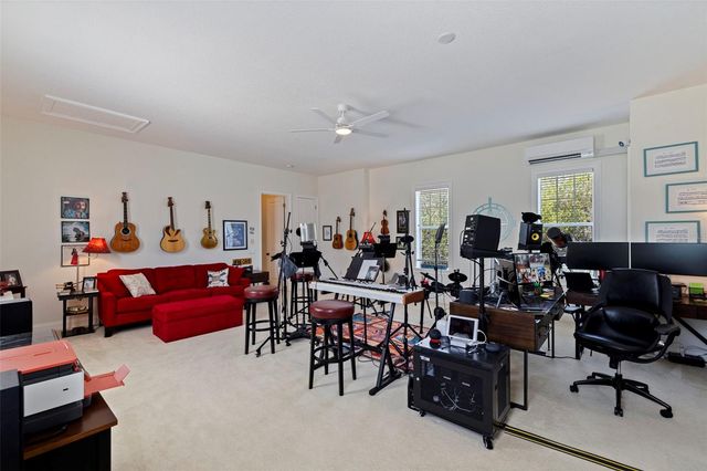 125 COMMONWEALTH COURT N, St Petersburg, FL 33716