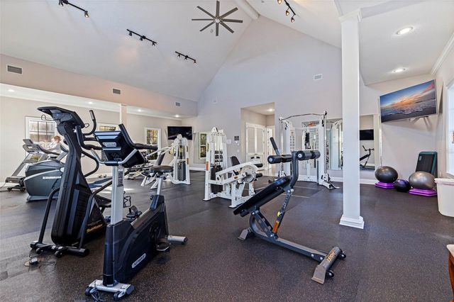 125 COMMONWEALTH COURT N, St Petersburg, FL 33716