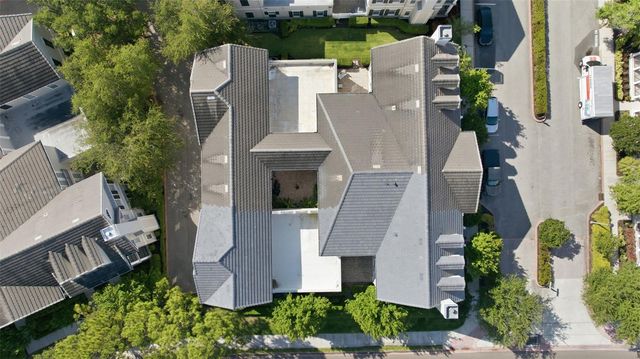 125 COMMONWEALTH COURT N, St Petersburg, FL 33716
