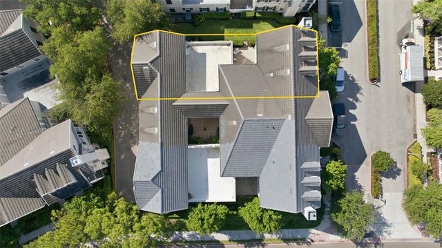 125 COMMONWEALTH COURT N, St Petersburg, FL 33716