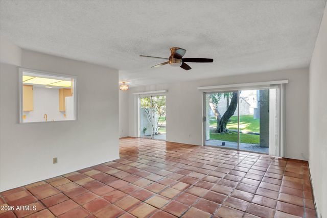 2208 W LINDNER Avenue 31, Mesa, AZ 85202