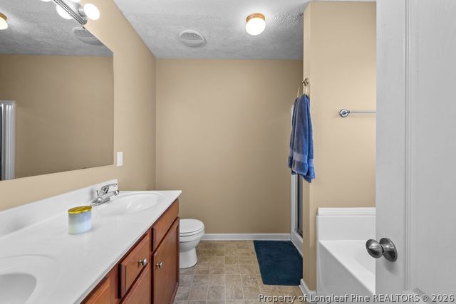 5426 Thackeray Drive, Fayetteville, NC 28306