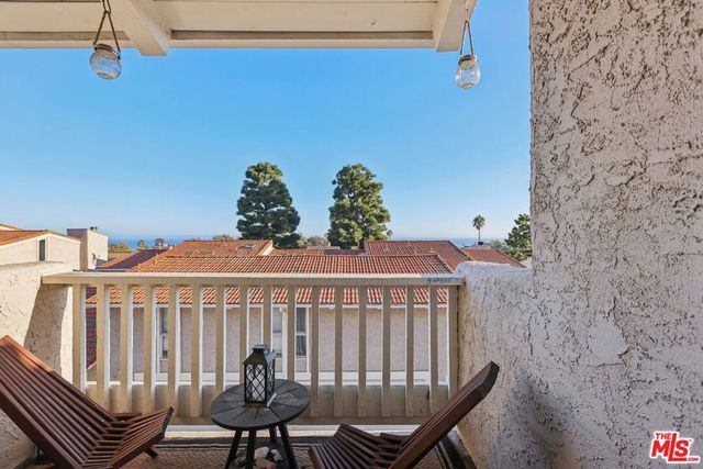 28266 Rey De Copas Lane, Malibu, CA 90265