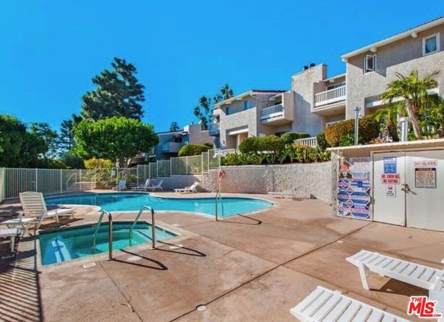 28266 Rey De Copas Lane, Malibu, CA 90265