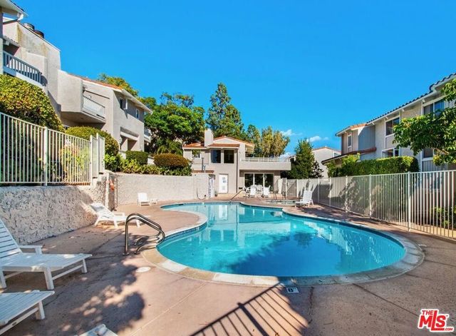 28266 Rey De Copas Lane, Malibu, CA 90265