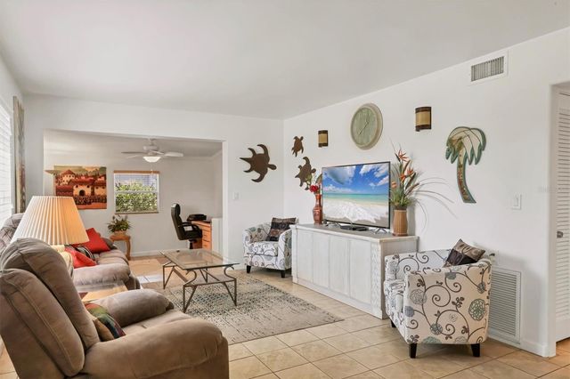 3210 21ST AVENUE DRIVE W, Bradenton, FL 34205