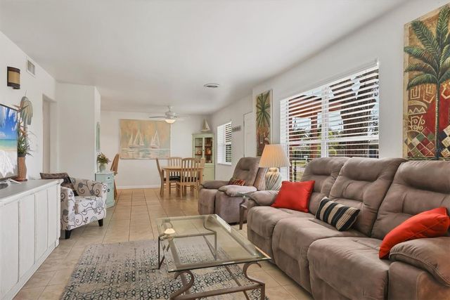 3210 21ST AVENUE DRIVE W, Bradenton, FL 34205