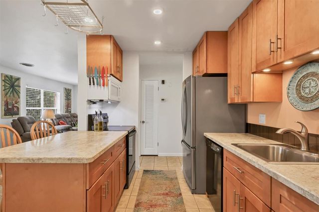 3210 21ST AVENUE DRIVE W, Bradenton, FL 34205