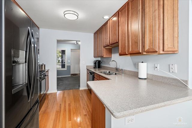 1743 W Ethans Glen Drive, Palatine, IL 60067