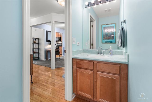 1743 W Ethans Glen Drive, Palatine, IL 60067
