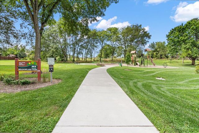 1743 W Ethans Glen Drive, Palatine, IL 60067