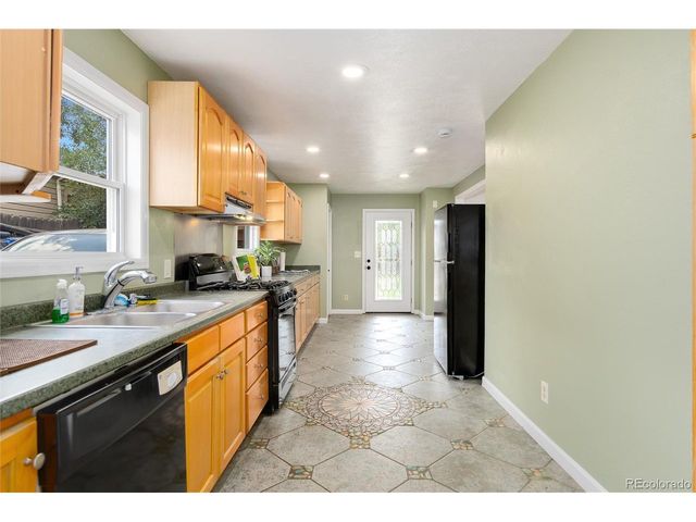 3481 S Elm St, Denver, CO 80222