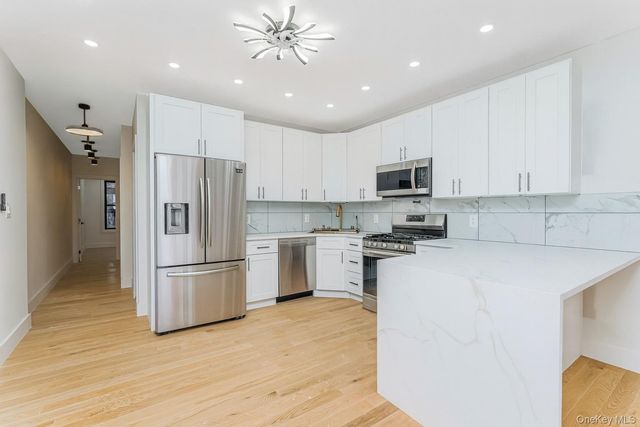 711 E 52nd Street, Brooklyn, NY 11203