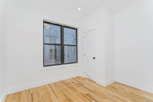 711 E 52nd Street, Brooklyn, NY 11203