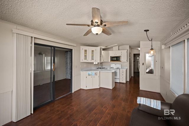 277 Buena Vista Circle A, Lillian, AL 36549