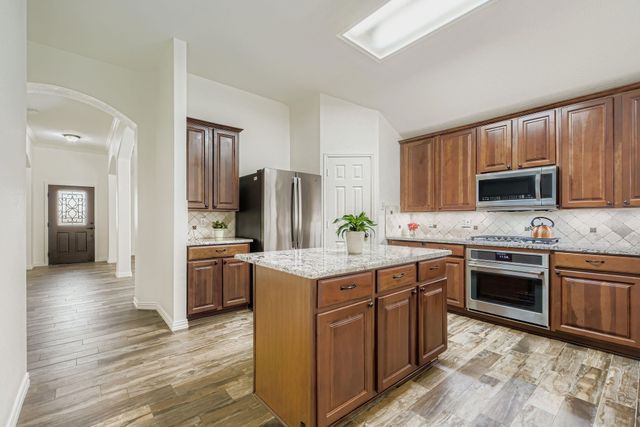 12407 Hawk Creek Drive, Frisco, TX 75033