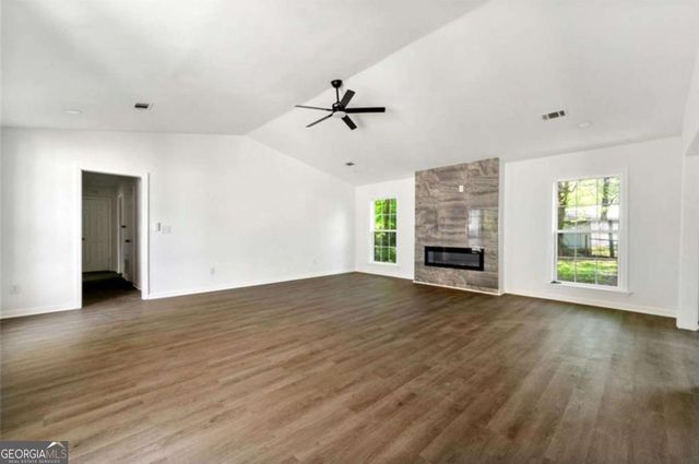 2254 Lisbon Lane, Jonesboro, GA 30236