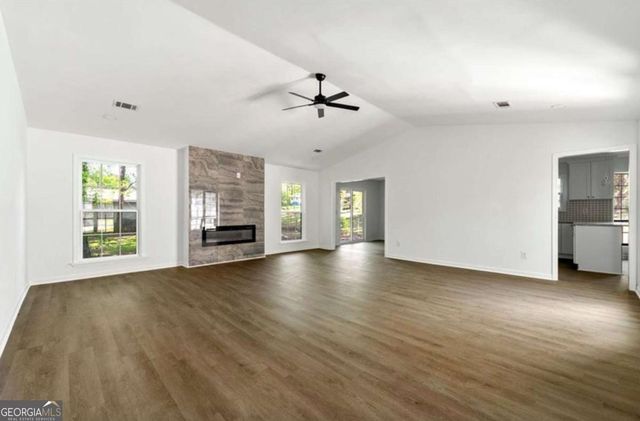 2254 Lisbon Lane, Jonesboro, GA 30236