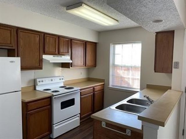 2739 Patricia Lane, Garland, TX 75041