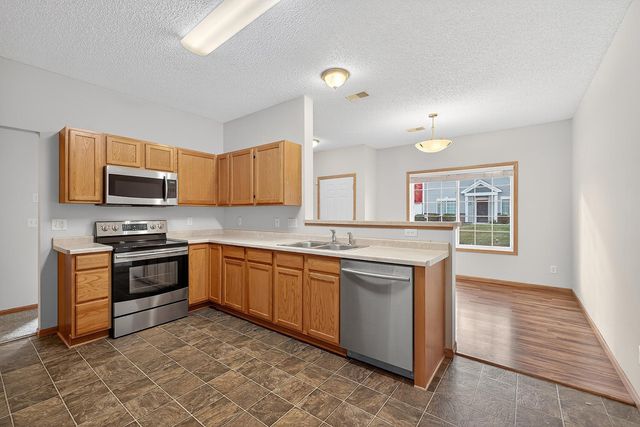 7729 Elm Grove Avenue, New Hope, MN 55428