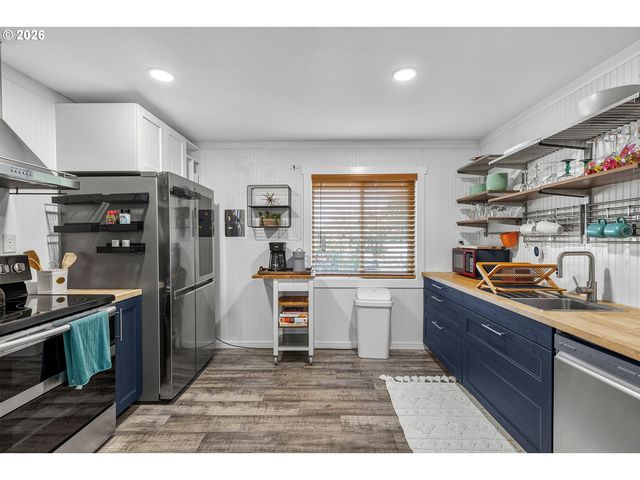 1508 E 16TH Pl, Vancouver, WA 98661