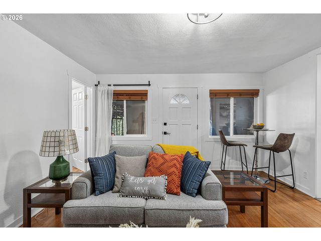 1508 E 16TH Pl, Vancouver, WA 98661