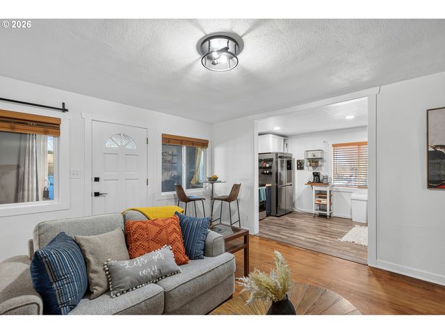 1508 E 16TH Pl, Vancouver, WA 98661