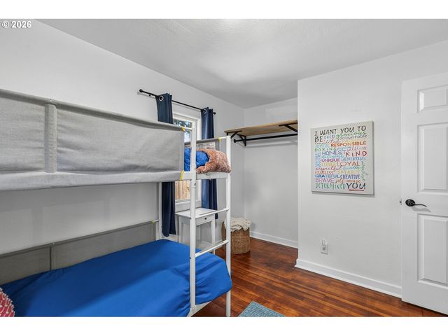 1508 E 16TH Pl, Vancouver, WA 98661