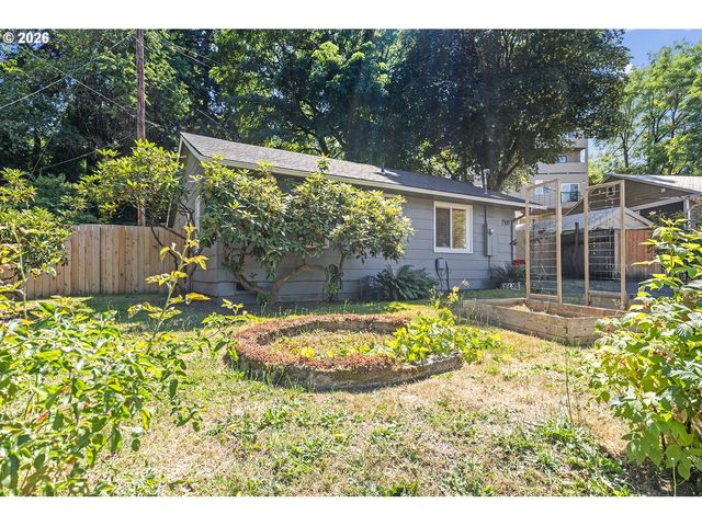 1508 E 16TH Pl, Vancouver, WA 98661