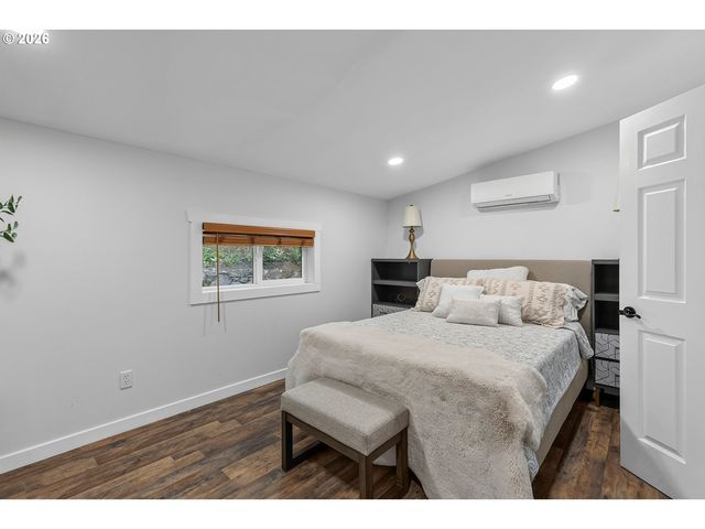 1508 E 16TH Pl, Vancouver, WA 98661