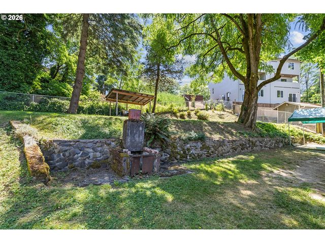 1508 E 16TH Pl, Vancouver, WA 98661