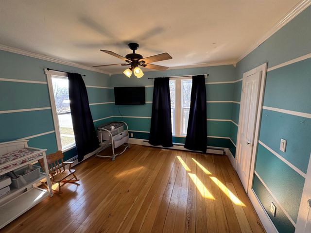 1005 G Avenue, Grundy Center, IA 50638