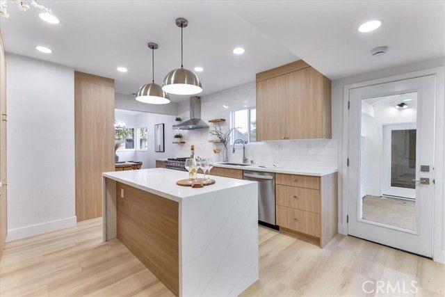 3960 Verdugo View Drive, Los Angeles, CA 90065