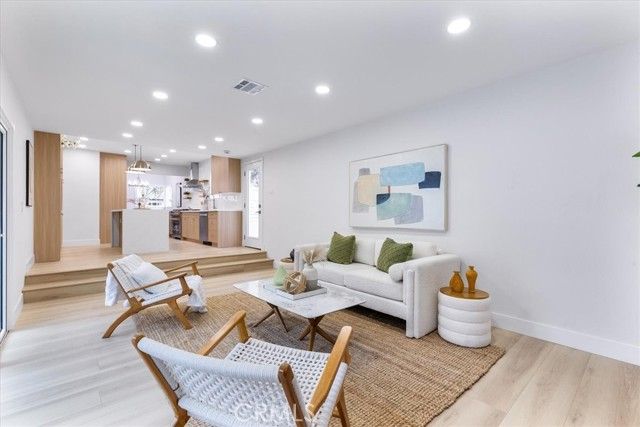 3960 Verdugo View Drive, Los Angeles, CA 90065