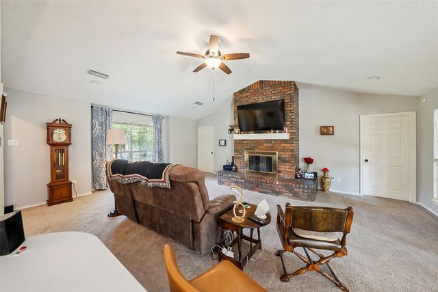 419 US Highway 175 W, Eustace, TX 75124