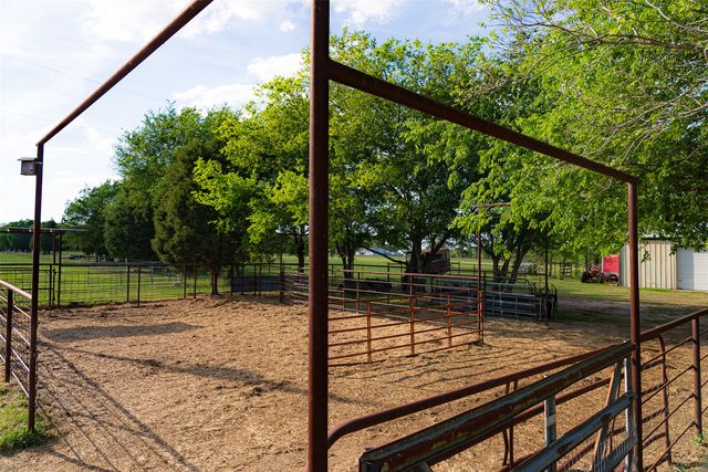 419 US Highway 175 W, Eustace, TX 75124