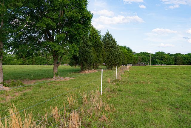 419 US Highway 175 W, Eustace, TX 75124