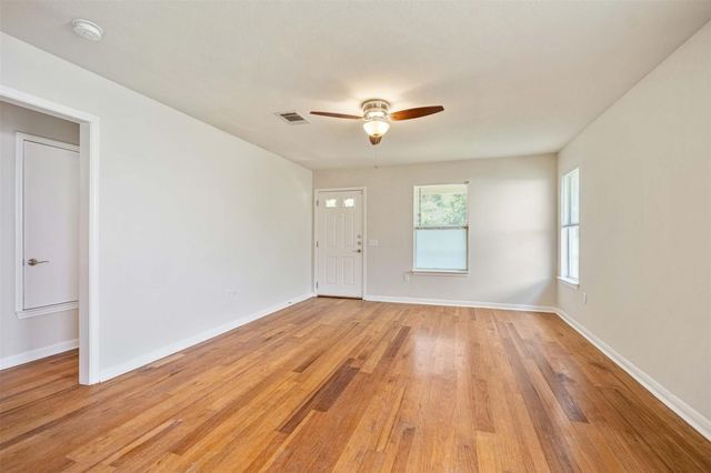 1502 Garden ST, Austin, TX 78702