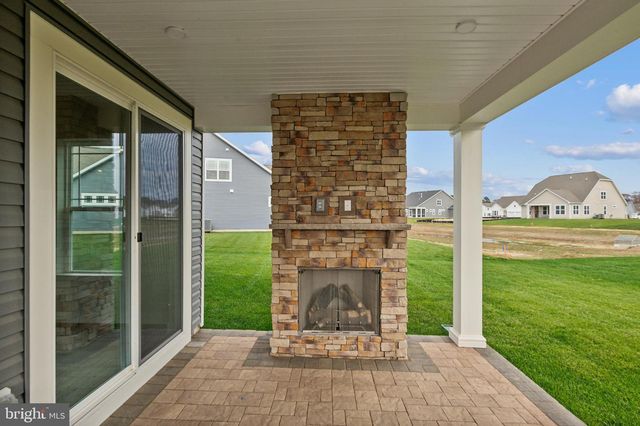 24202 LONG POND DR, Lewes, DE 19958