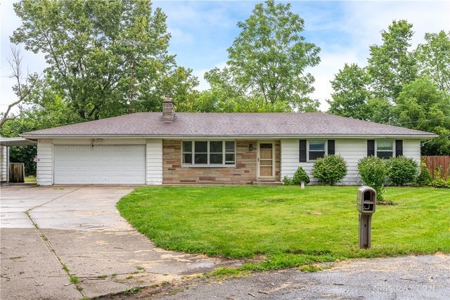 4 Frederick Place, Medway, OH 45341