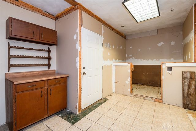 4 Frederick Place, Medway, OH 45341