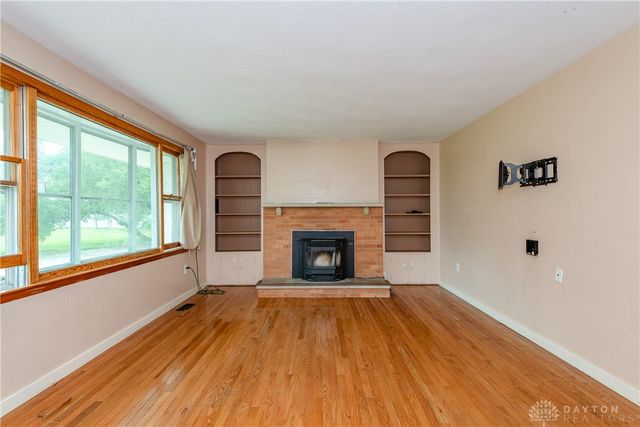 4 Frederick Place, Medway, OH 45341