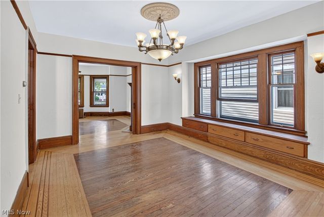 1344 Lakeland Avenue, Lakewood, OH 44107