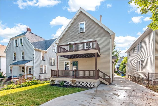 1344 Lakeland Avenue, Lakewood, OH 44107