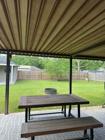 11131 Ida Ave, Baton Rouge, LA 70818